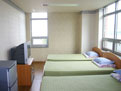 3인실(침대)가 있는 BTC 아카데미 숙박시설 사진
